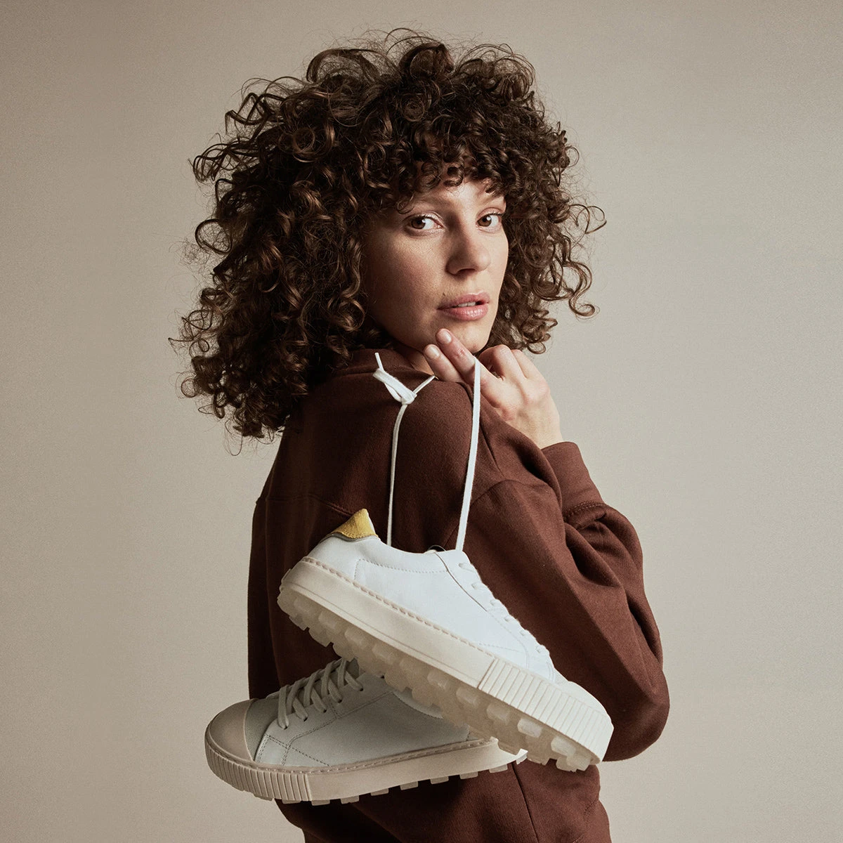 Pataugas ARAN/MIX F2H BLANC/JAUNE 4 Pataugas ARAN/MIX F2H BLANC/JAUNE – Image 2