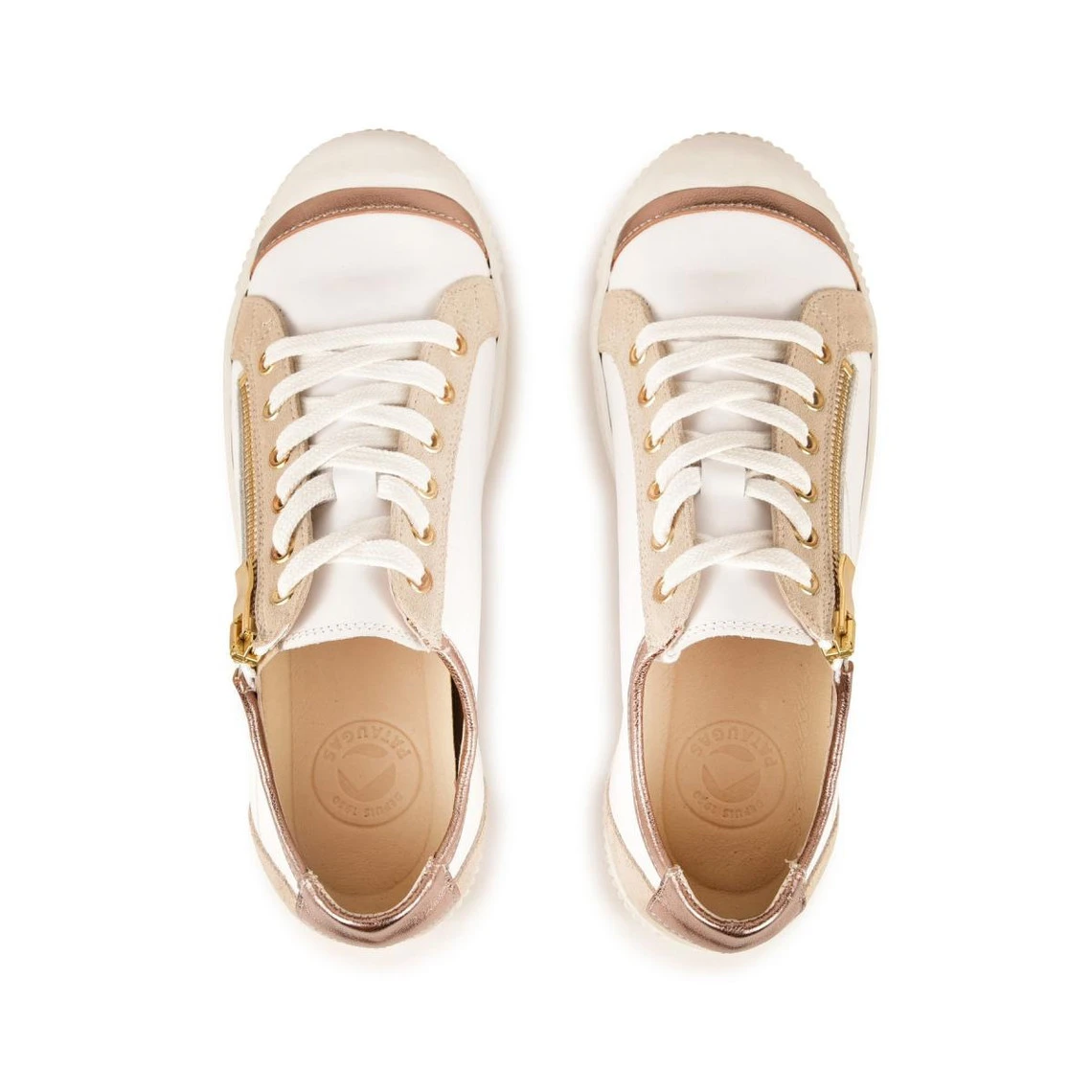 Pataugas Baskets Basses Cuir Zippées Blanc/Beige Femme - BAHIA SUÈDE MÉTALLISÉ F2H | 3 SUISSES 9 Pataugas Baskets Basses Cuir Zippées Blanc/Beige Femme - BAHIA SUÈDE MÉTALLISÉ F2H | 3 SUISSES – Image 7